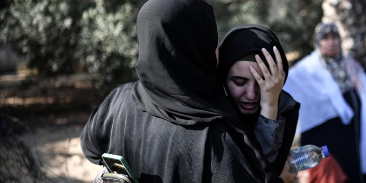 Gazzeliler, İsrail'in saldırılarına karşı sosyal medyadan vasiyetlerini paylaşıyor