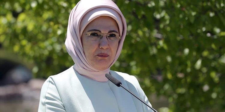 Emine Erdoğan’dan İsrail’in Gazze’deki hastane saldırısına ilişkin paylaşım