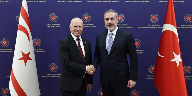 Dışişleri Bakanı Fidan, diplomatik temaslarda bulundu