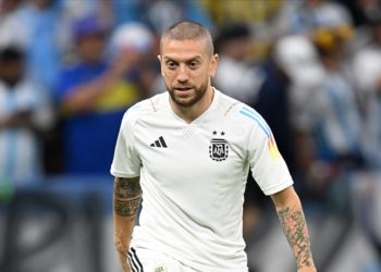 Arjantinli futbolcu Papu Gomez'e doping yaptığı gerekçesiyle 2 yıl men cezası