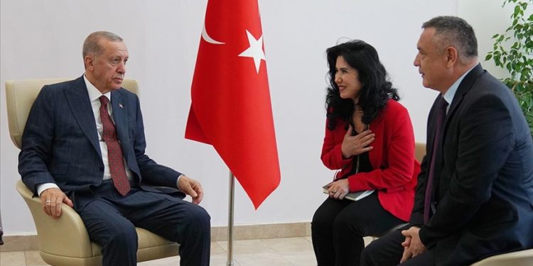 Cumhurbaşkanı Erdoğan, Özbekistan Yasama Meclisi Başkanı İsmailov'u kabul etti