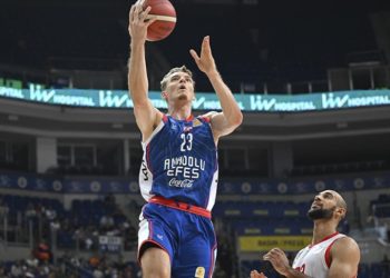 Anadolu Efes, Cumhuriyet'in 100. yılına özel forma ile sahaya çıkacak