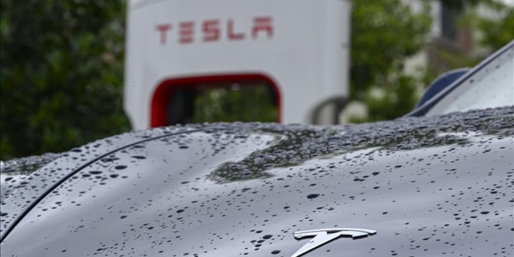 Tesla’nın karı üçüncü çeyrekte yüzde 44 azaldı
