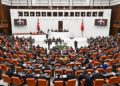 Filistin ve İsrail’i kalıcı barışa yönelik müzakerelere başlamaya davet ediyoruz