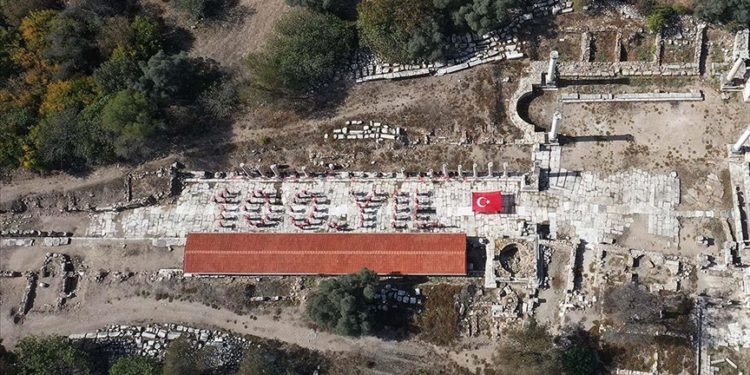 Gladyatörler kentinde "100. Yıl" ve "Türkiye" koreografisi oluşturuldu