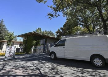 Meclis’te ziyaretçiler için “günlük 5 araç” sınırlaması