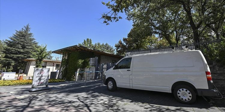 Meclis’te ziyaretçiler için “günlük 5 araç” sınırlaması