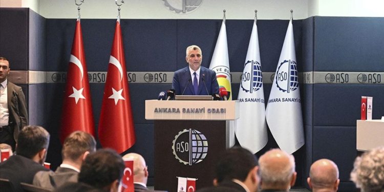 2028’de mal ihracatını 375 milyar dolara çıkarmak azmindeyiz