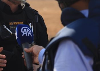 AA, İsrail ablukası altındaki Gazze kentinde görevli haber ekibine ulaşamıyor