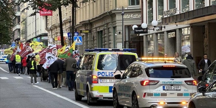 İsveç sokakları, terör örgütü PKK/YPG'nin yeni provokasyonuna sahne oldu