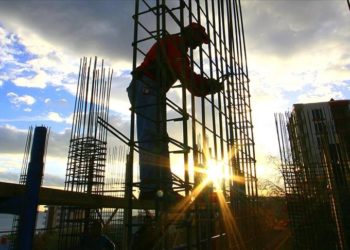 Güven endeksi ekimde hizmet ve inşaat sektörlerinde arttı