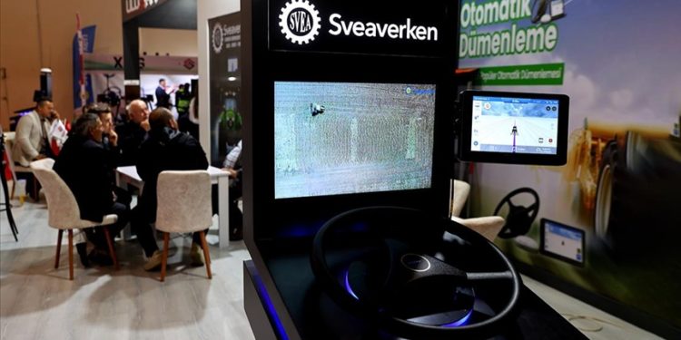 Tarımda otomatik dümenleme sistemiyle verim artırılıyor