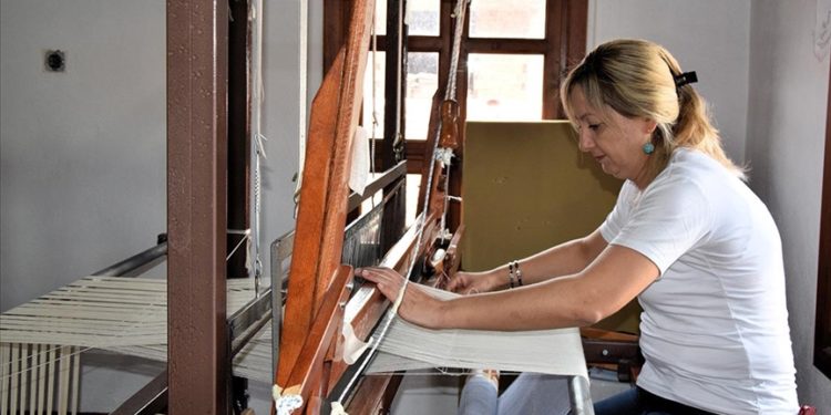 Bilecikli kadınların ürünleri e-ticaretle dünyaya pazarlanıyor