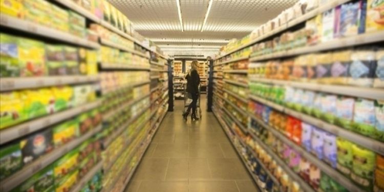 Tüketici güven endeksi ekimde aylık bazda yüzde 4,4 artarak 74,6 oldu