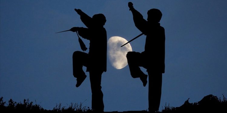 Bilim insanları Tai Chi sporunun Parkinson semptomlarını yavaşlatabildiğini tespit etti