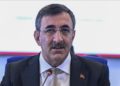 Cumhurbaşkanı Yardımcısı Yılmaz: 2024'ün ikinci yarısından itibaren kalıcı dezenflasyon sürecine girmeyi bekliyoruz
