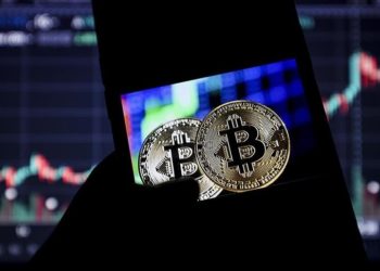 Bitcoin’in fiyatı spot ETF beklentisiyle son 1,5 yılın en yüksek seviyesine çıktı