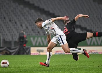 Fatih Karagümrük, sahasında Adana Demirspor'u 2-0 yendi