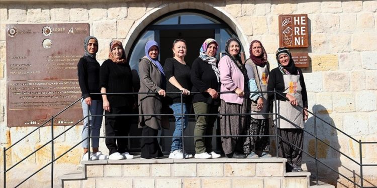 Nevşehir’de kooperatif kuran kadınlar kendi markalarıyla yöresel lezzetleri pazarlıyor