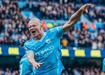 Premier Lig'de Manchester City, Brighton'ı 2-1 yendi
