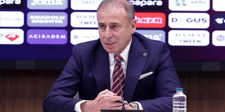 Sahada biraz agresif, hızlı oynayan dengeli bir takım oluşturmaya çalışacağız