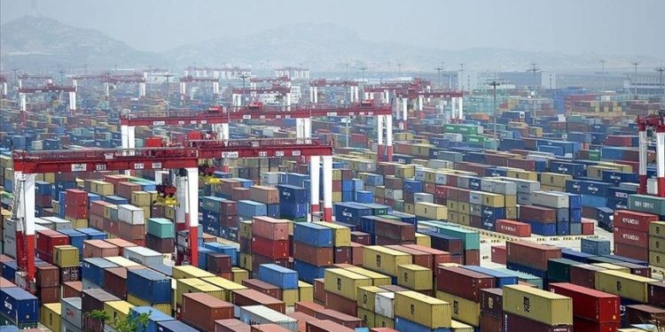 DTÖ küresel ticarette 2023 büyüme tahminini düşürdü