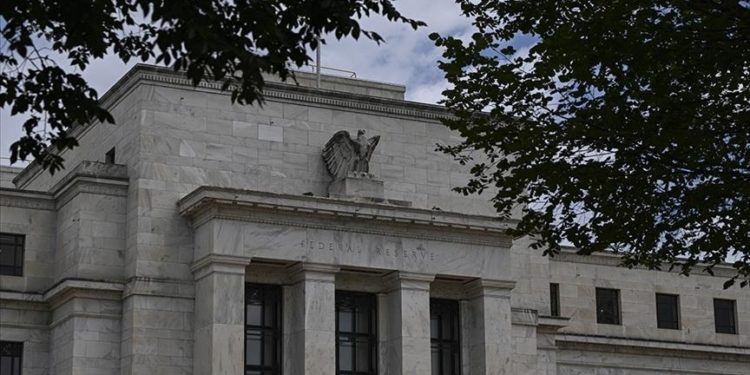 Fed tutanakları, yüksek belirsizliğin bankayı temkinli olmaya ittiğini gösterdi