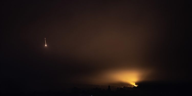 İzzeddin el-Kassam Tugayları: Gazze'nin güneyinde İsrail askeri araçlarını vurduk