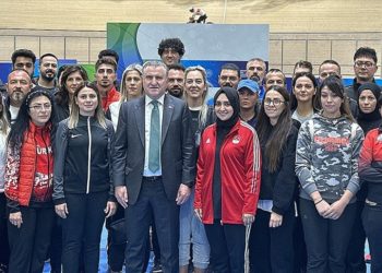 Sporla meşgul olan gençler kötü alışkanlıklardan uzak duruyor