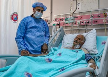 Askerlikte öğrendiği kalp masajıyla babasını hayata döndürdü