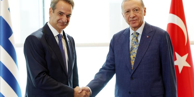 Cumhurbaşkanı Erdoğan Yunanistan Başbakanı Miçotakis ile telefonda görüştü