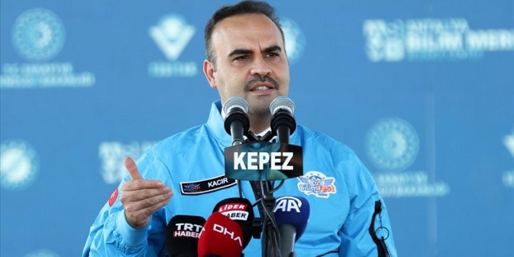 Ülkemizi adım adım küresel bir üretim üssü haline getiriyoruz