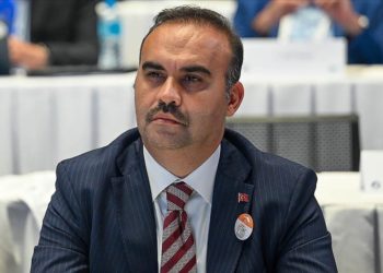 Yapay zeka, robot teknolojileri ve haberleşme alanlarında lider milli teknoloji girişimleri kuracağız