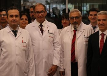 İzmir Ekonomi Üniversitesi Medical Point Hastanesinde Organ Nakli Merkezi açıldı