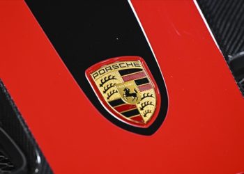 Porsche, yüksek taleple faaliyet karını yüzde 9 artırdı