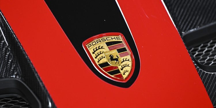 Porsche, yüksek taleple faaliyet karını yüzde 9 artırdı