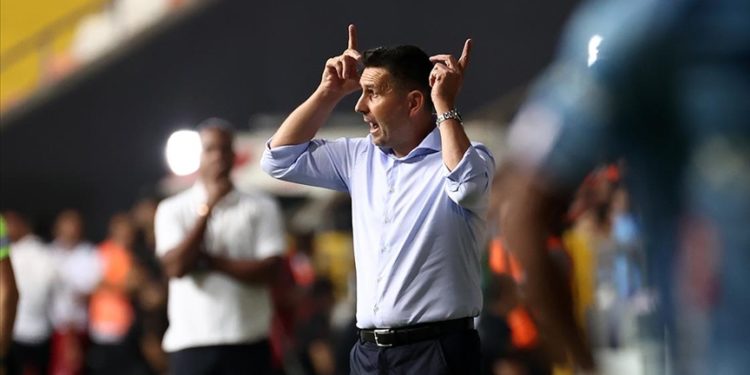 Trabzonspor, teknik direktör Bjelica ile deplasmanlarda yıkıldı