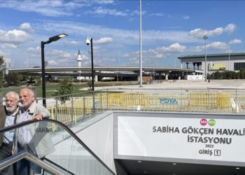 Kadıköy-Sabiha Gökçen metrosunda bazı duraklarda sefer yapılamıyor