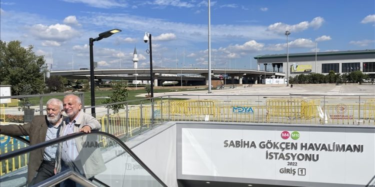 Kadıköy-Sabiha Gökçen metrosunda bazı duraklarda sefer yapılamıyor