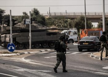 UEFA, İsrail'deki maçları güvenlik gerekçesiyle ileri bir tarihe erteledi