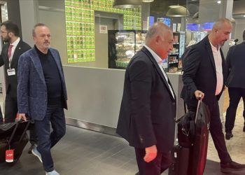 EURO 2032 ev sahipliği için UEFA’da sunum yapacak TFF heyeti İsviçre’ye ulaştı