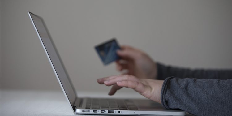 Yerli e-ticaret şirketlerinin yurt dışı satış potansiyeli yabancı yatırımcıların dikkatini çekiyor