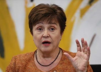 Finansal koşulların keskin şekilde daha da sıkılaştırılması piyasaları vurabilir