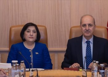 Dünyadaki gelişmeler gösteriyor ki önümüzdeki süreç çok önemli çatışmalara gebedir