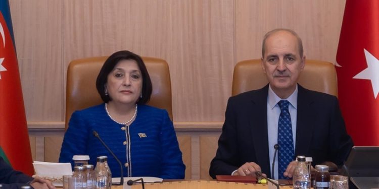 Dünyadaki gelişmeler gösteriyor ki önümüzdeki süreç çok önemli çatışmalara gebedir