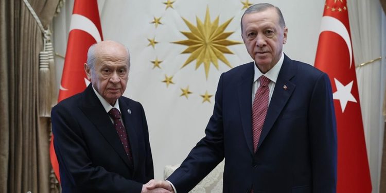 Cumhurbaşkanı Erdoğan, MHP Genel Başkanı Bahçeli'yi kabul etti