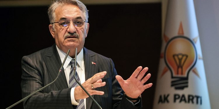 Bir anayasanın referanduma götürülmeden yürürlüğe konulması düşünülemez