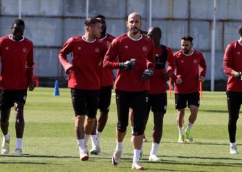 Sivasspor, Süper Lig'in 9. haftasında yarın sahasında Kasımpaşa ile karşılaşacak