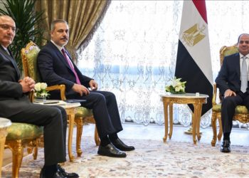 Dışişleri Bakanı Fidan, Mısır’da temaslarda bulunuyor