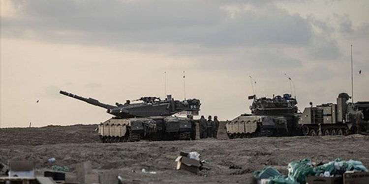 UNRWA Arap Çalışanlar Birliği: İsrail, ajansa ait 5 merkezin boşaltılmasını istedi